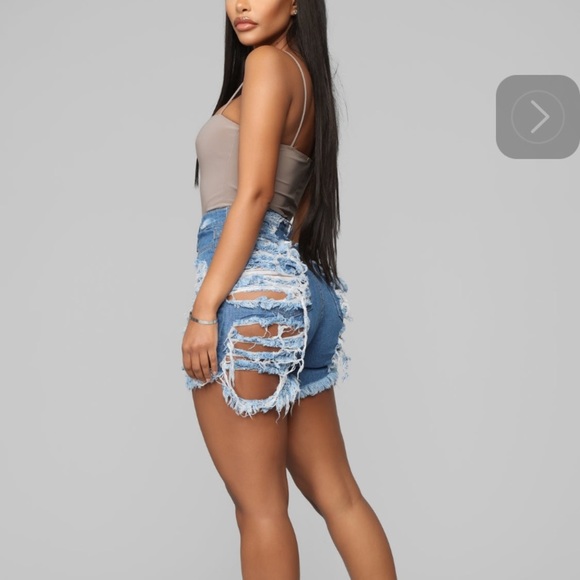 SOLD Fashion Nova Yes Now Distressed High Waist Medium - Picture 2 of 6